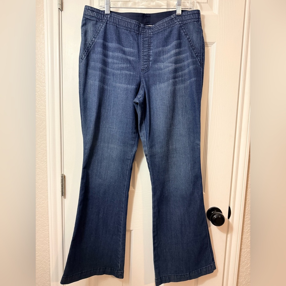 Chico's Medium Blue Flare Jeans Size 2